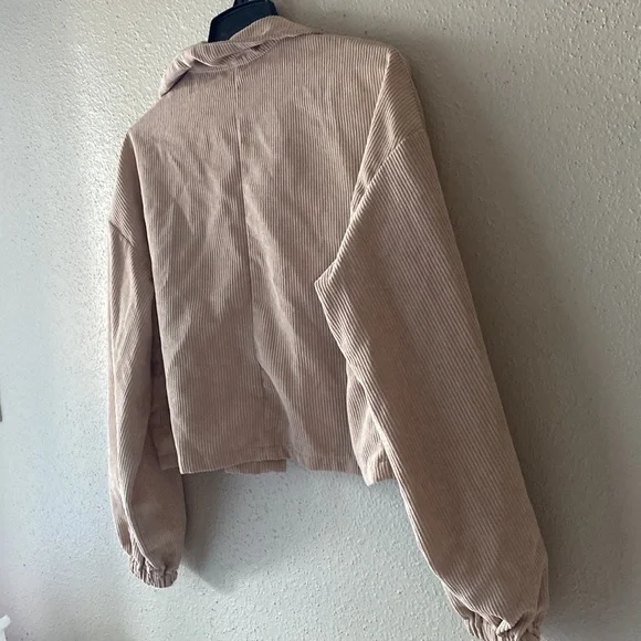 Cropped Ribbed Jacket - Picture 7 of 7